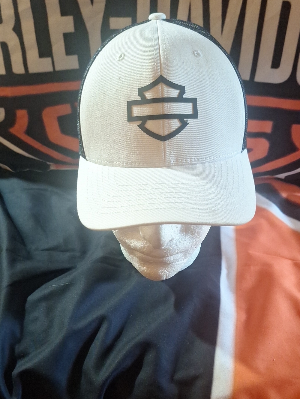 Harley-Davidson White and Black Mesh Shield Trucker Hat